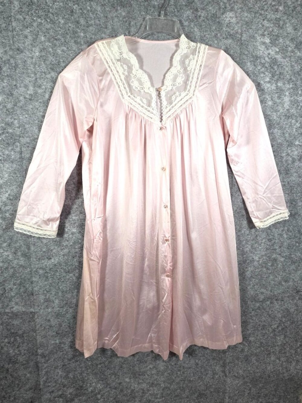 Pinehurst Lingerie Women's Nigh Gown Button Front Lace Long Sleeve Pink Size L